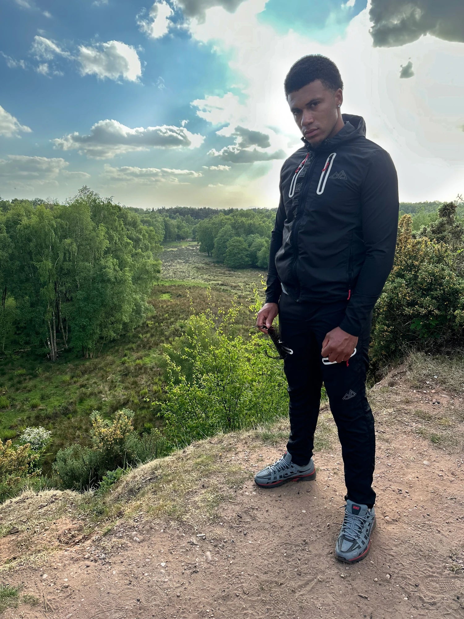 Venturo 4WAY Full Zip Tracksuit - Black/Multi